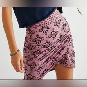 Free People She’s Something Else Printed Floral Stretch Mini Skirt NWT XS